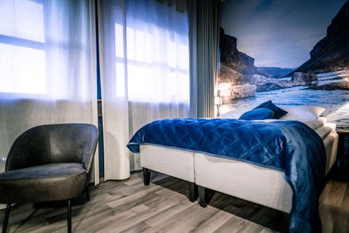 Std DZ Canyon Hotel